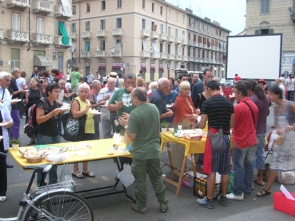 Aperitivo in piazza