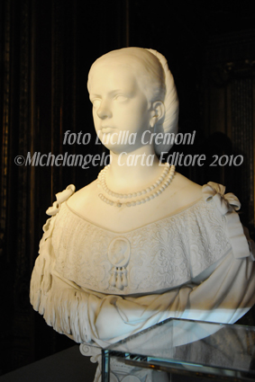 Busto di Maria Clotilde