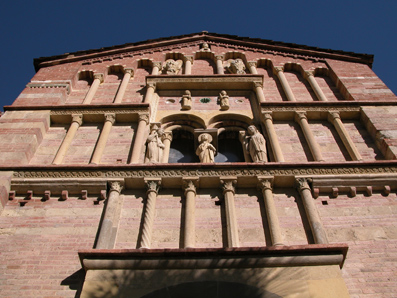 La facciata