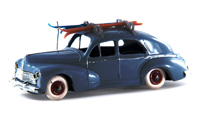 automobilina giocattolo in mostra