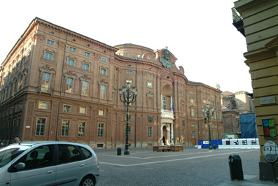 Piazza Carignano
